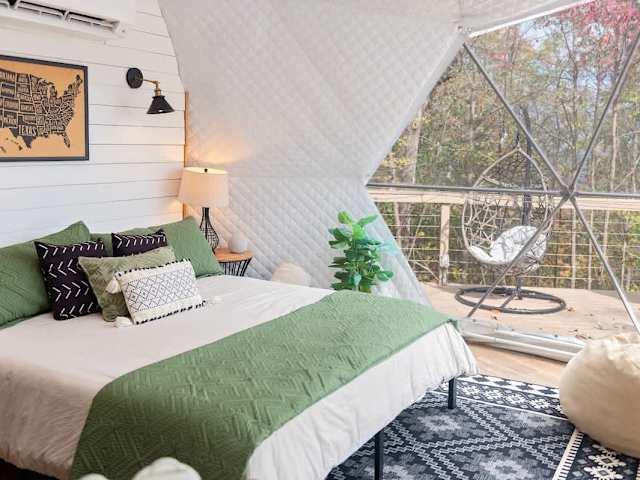 Fiery Gizzard Luxury Glamping Dome