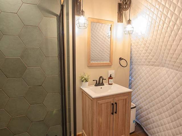 Raven's Point Luxury Glamping Dome