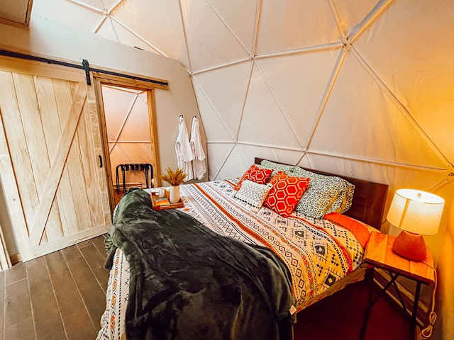 Raven's Point Luxury Glamping Dome