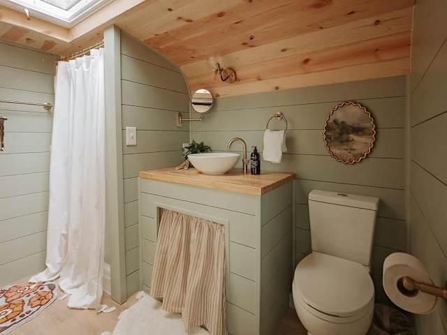 The Snuggle Bus Skoolie