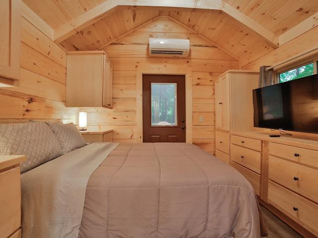 Bryce & River Cabin Group Rental