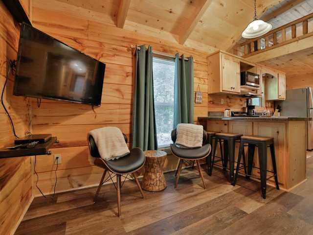 Bryce & River Cabin Group Rental