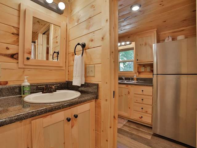 Bryce & River Cabin Group Rental