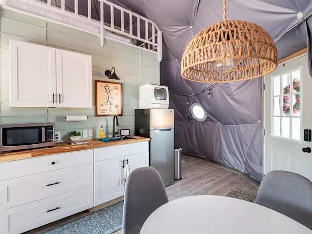 Highwater Hideaway Dome by Kentucky Lake