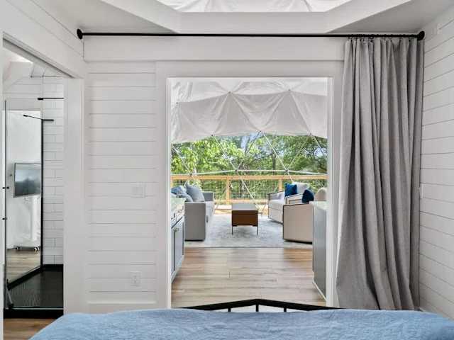 I'm feeling the romance, are you?