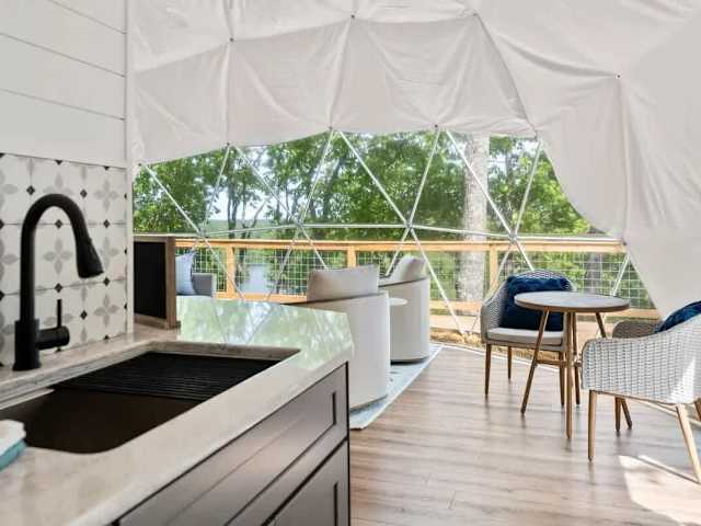 Luxury Twin Falls Dome 