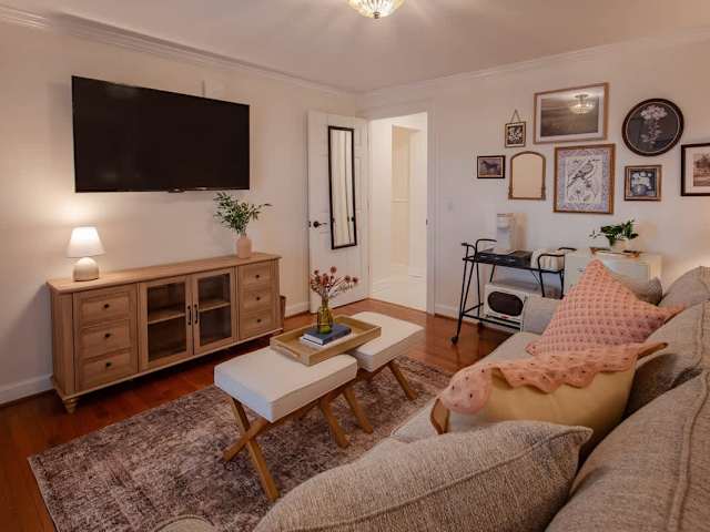 King Suite Nine 