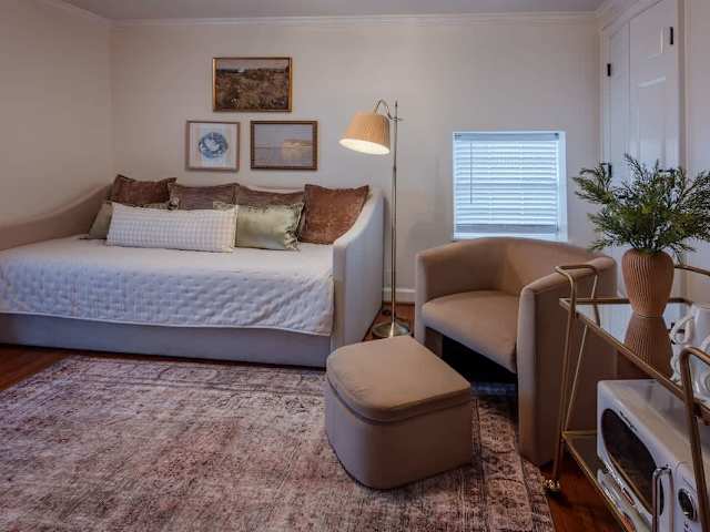 King Suite Ten