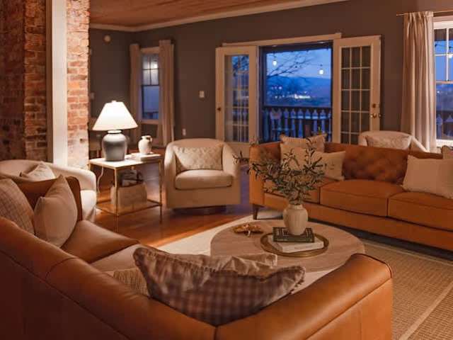 King Suite Ten
