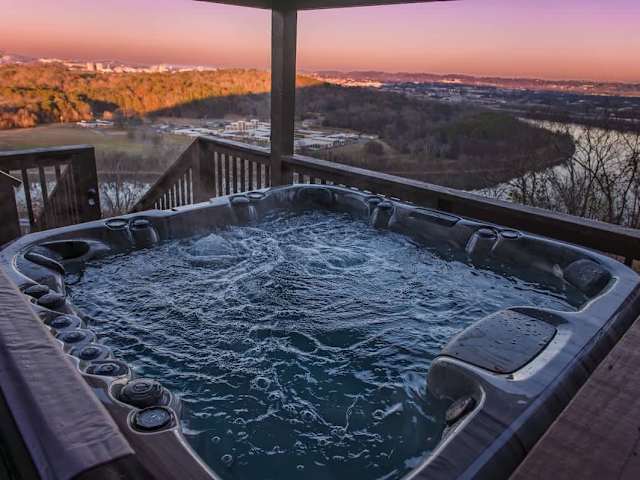 Shared Hot Tub with a view of the Tennessee River