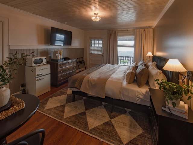 King Room Four 