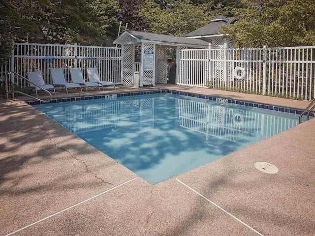 Shared pool.