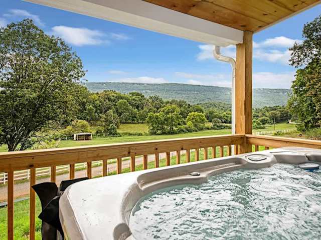 The Lavender Loft Cabin