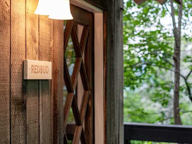Welcome to Redbud Treehouse!