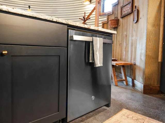 Silo Group Rental