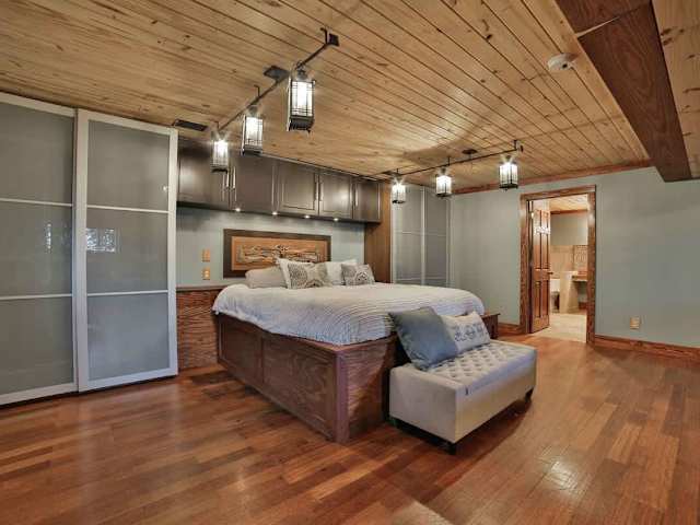 Pool House Group Rental