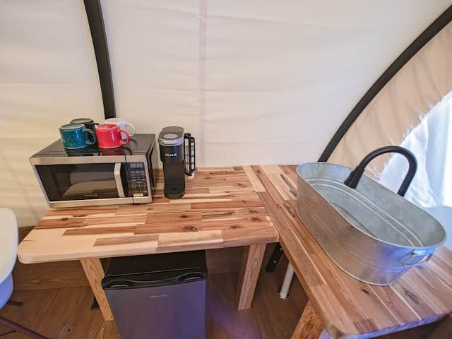 Covered Pioneer Wagon Group Rental