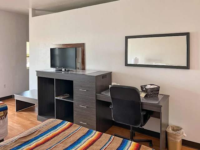 Capitol Reef Mini-Suite