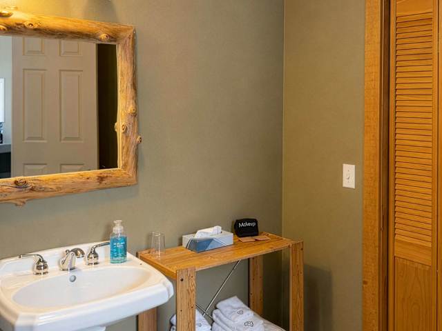 The Inn of Escalante - King Room 7