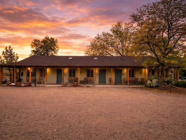 The Inn of Escalante - King Room 7