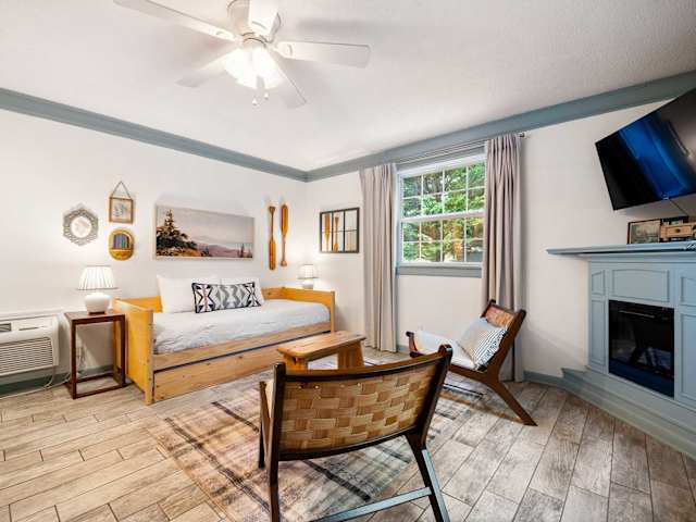 Desoto Cottage 