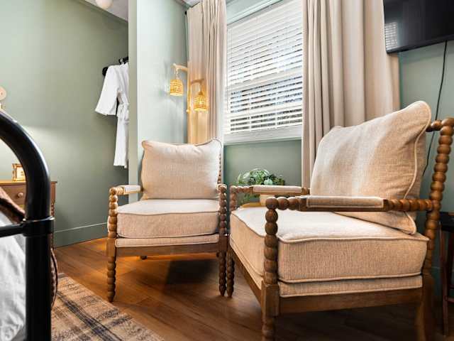 Laurel Falls Suite | Lookout Mountain Inn