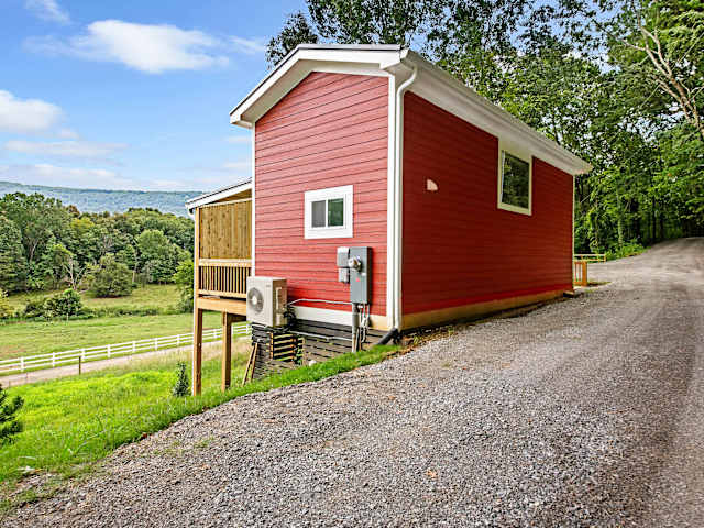 Red Roost Cabin