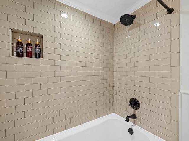 King Suite Nine 