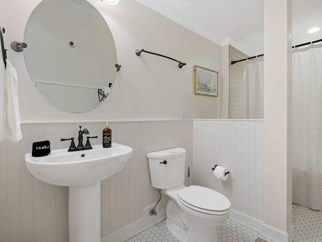 King Suite Nine 
