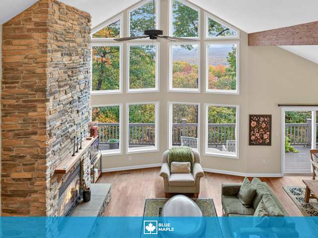 Mt Laurel Hideaway, a 6-bedroom Blue Maple cabin in Hedgesville, WV