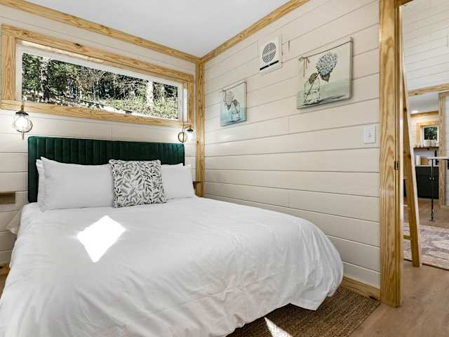 Cabins Group 2