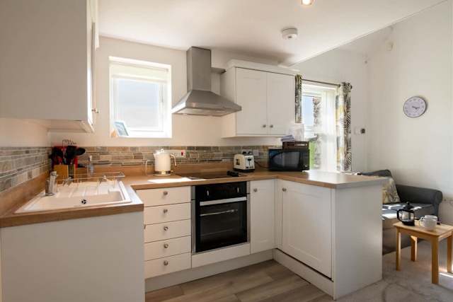 Bwthyn Dwynwen: A two bed, pet-friendly cottage in Aberffraw