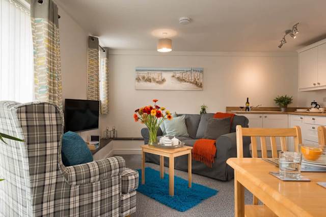 Ty Arthur: Ground-Floor Apartment Aberffraw