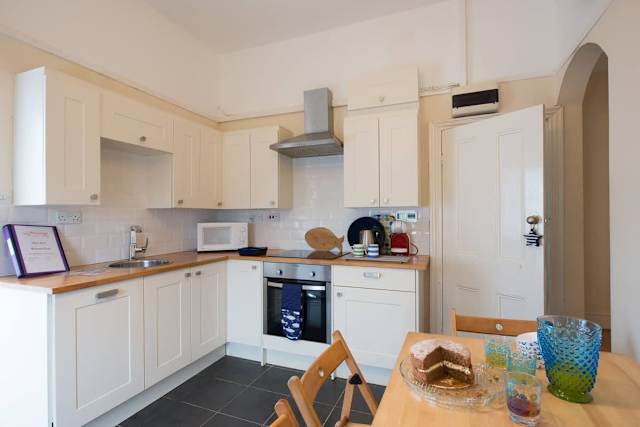 Bryn Awel: A three bed flat in Rhosneigr with sea views