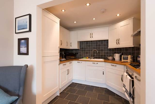 Bryns Eglwys: Pet-friendly two bed holiday apartment in Rhosneigr