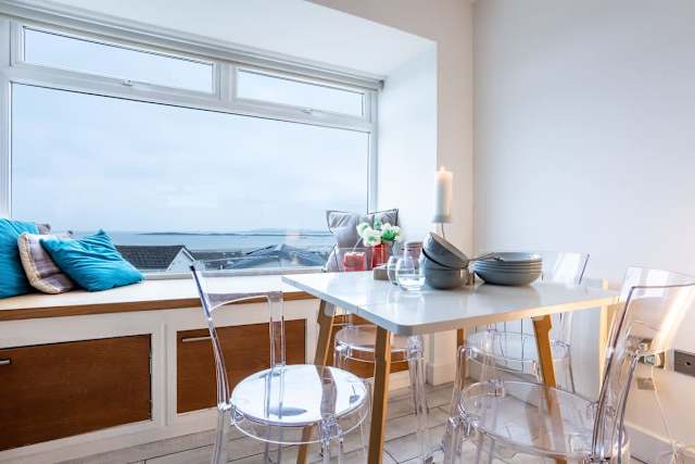 Sunset View: Pet-Friendly Apartment Rhosneigr