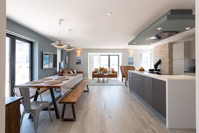 Trem Y Don: 5‑Bed Beachside Retreat Rhosneigr
