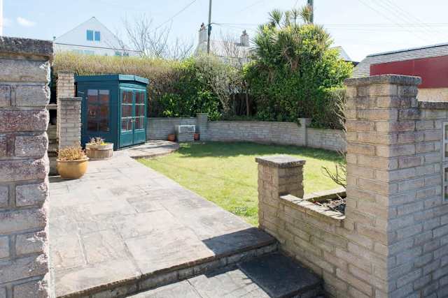Hen Gi Mor: Pet-friendly home in Rhosneigr for 8