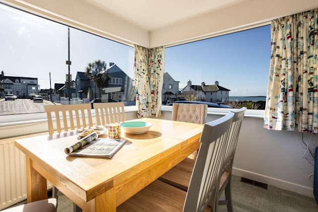 Marimar: A Pet-friendly holiday cottage in Rhosneigr