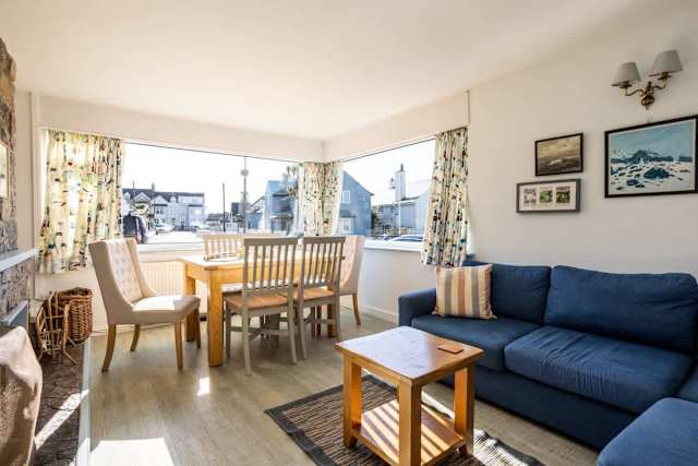 Marimar: A Pet-friendly holiday cottage in Rhosneigr