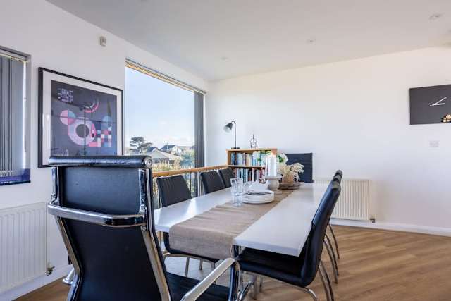 Minstrel Lodge : Spacious 4‑Bed Villa Rhosneigr