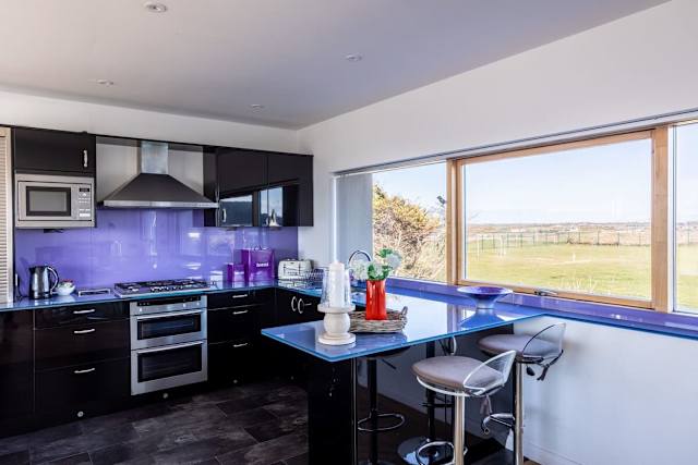 Minstrel Lodge : Spacious 4‑Bed Villa Rhosneigr