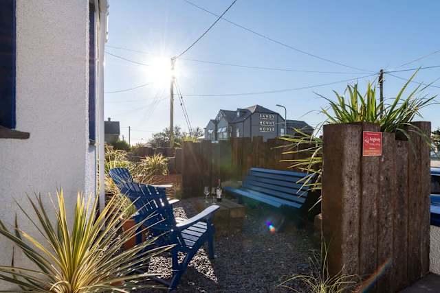 Maelog Villa: 4-bed pet-friendly home in Rhosneigr