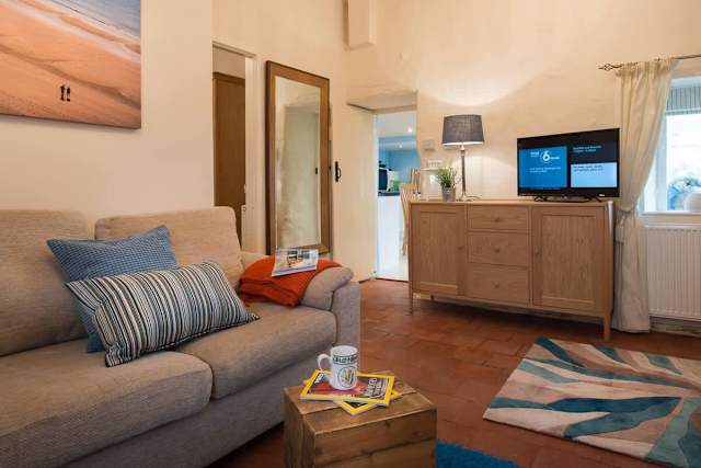 Ty’n Lon: 2‑Bed Cottage Rhosneigr