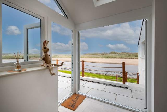 Y Cei: 4‑Bed Beach House Aberffraw