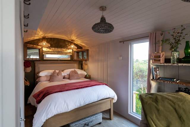 Owain’s Brace: Shepherd hut stays with views, Rhosneigr