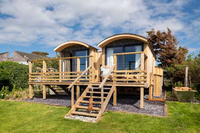Owain’s Brace: Shepherd hut stays with views, Rhosneigr