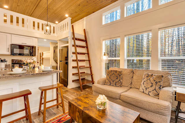 Moonlight Cottage