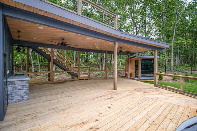 Sauna, deck, & outdoor kitchen