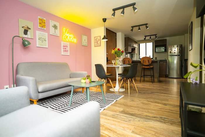 Modern 2BR 2BA Apartment by Plaza de Toros